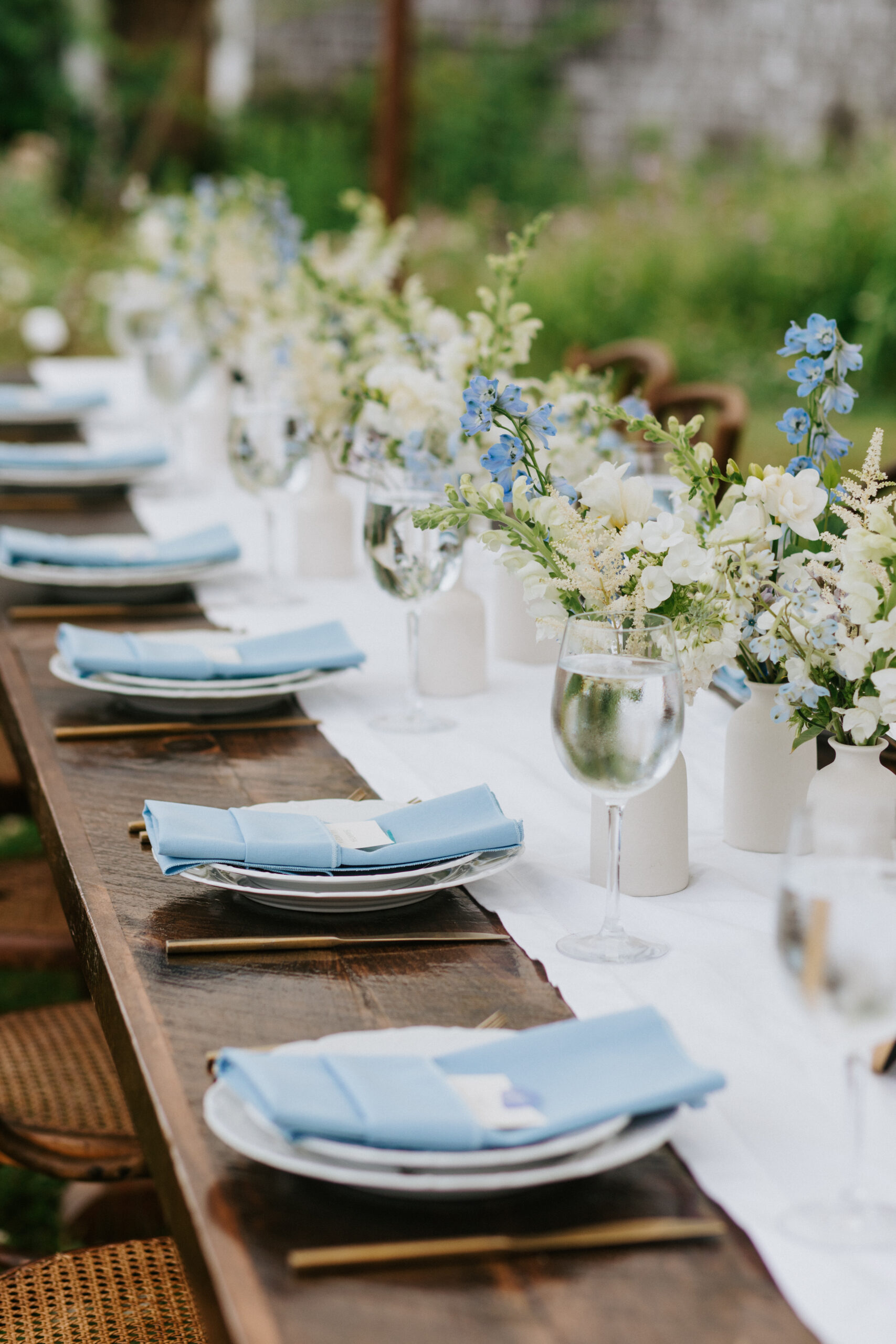 Anna + Ben's Wedding David Spahr assisting with the guided foray lead by Louis Giller of North Spore on our 2022 Foarge and Feast event